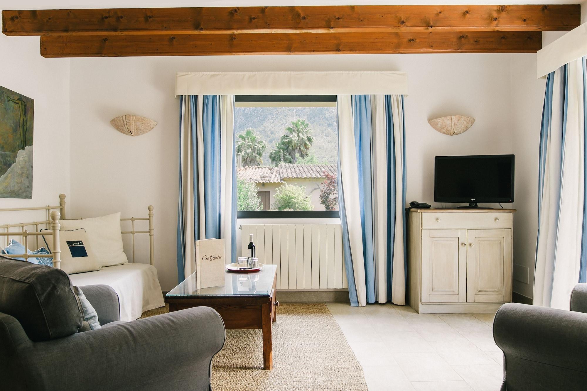 Hotell Ca'n Quatre