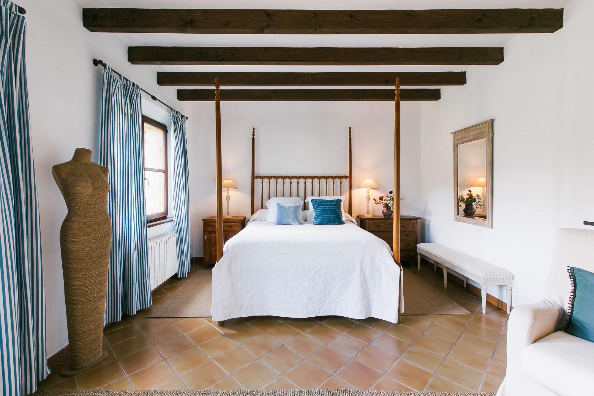 Ca'n Quatre Hotell